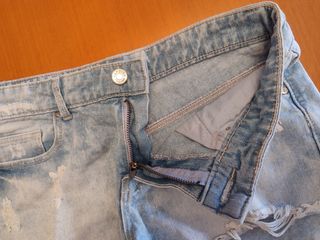 Pantalones cortos vaqueros Stradivarius desgastado