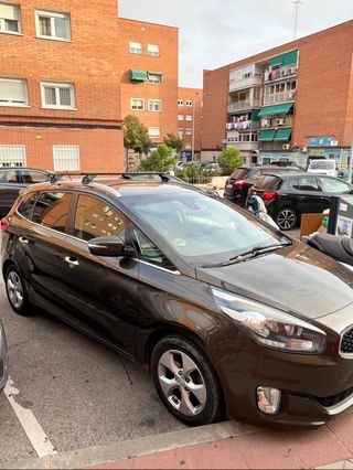 KIA Carens 2015