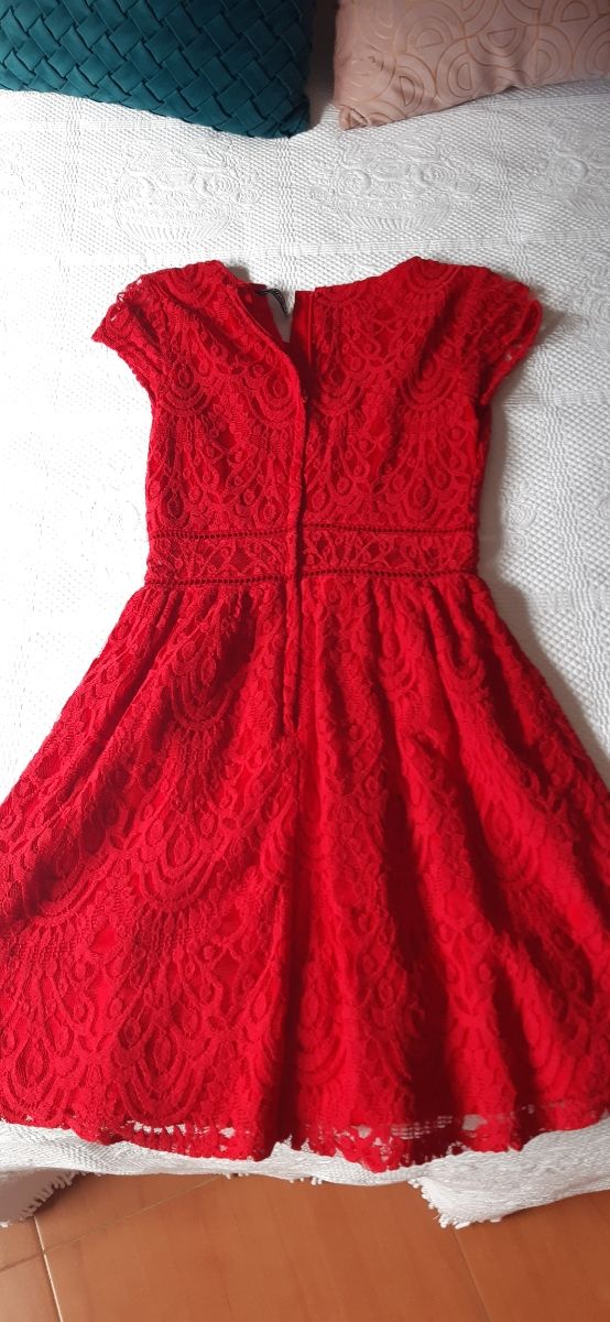 Vestido H&M Rojo Encaje Corto