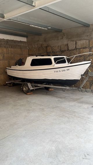 Barco Taylor 50 con motor Yamaha 75cv2t y remolque