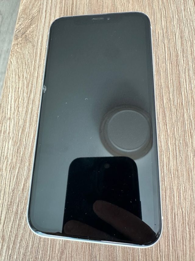iPhone XR 128GB Blanco - Pequeño golpe estético