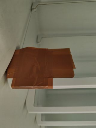 Nevera Indesit con diseño divertido
