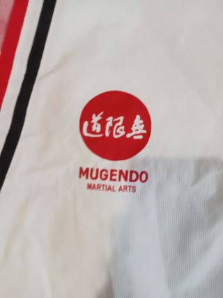 Mugendo Traje Artes Marciales Blanco