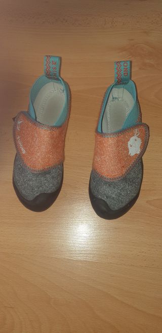 Pies de gato Simond First Klimb T. 32/33