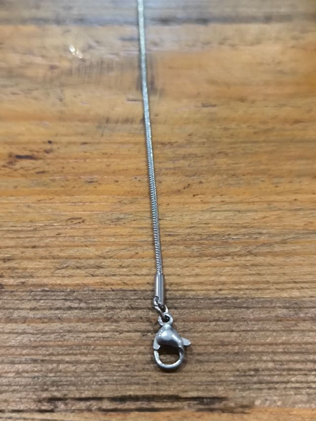 Pulsera de acero plateada