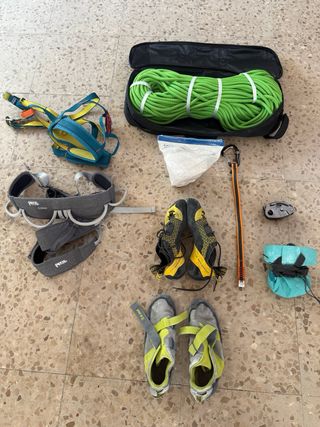 Pack Escalada: Cuerda, Pies de Gato, Arnéses etc 