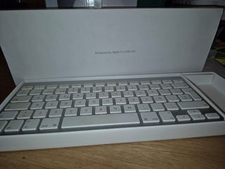 Teclado Apple Mac Plata y Blanco