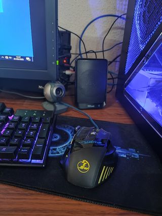 PC ordenador Monitor teclado Gaming Negro