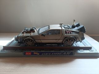 Delorean Regreso al Futuro III Escala 1:18 SunStar