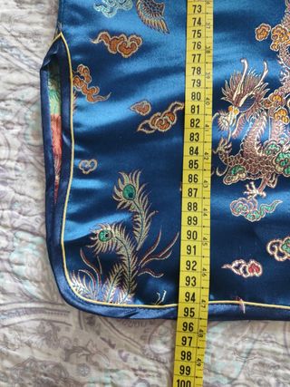 Vestido estilo kimono estampado dragones y peluca 