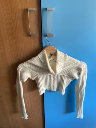 Jersey corto cuello alto
