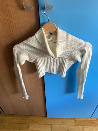 Jersey corto cuello alto
