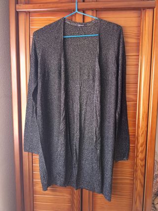 Vestido de fiesta y chaquetas 