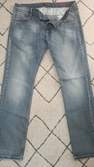 Vaqueros True Rise Hombre 