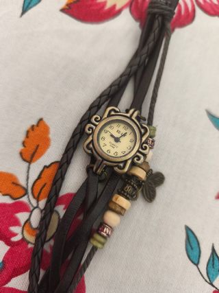 Reloj Vintage Pulsera Cuero Marrón y Dorado