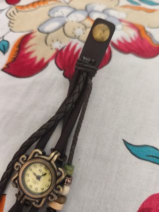 Reloj Vintage Pulsera Cuero Marrón y Dorado