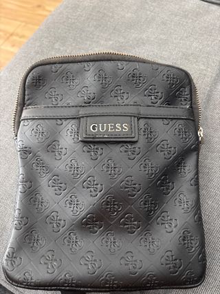 Bolso Guess Negro
