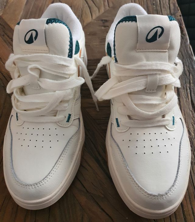 Zapatillas de Piel Decathlon Blancas y Verdes