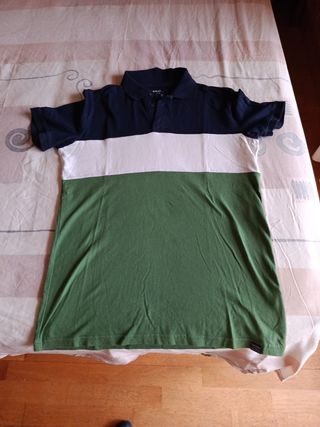 Polo Pull Bear de manga corta con bloques de color