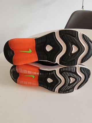 Zapatillas Nike Air Max Negras Naranja
