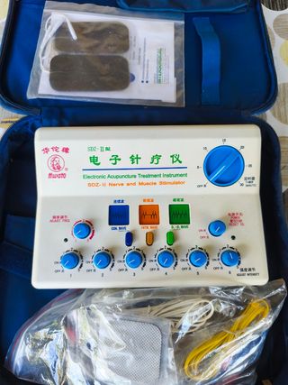 EElectroestimulador tratamientos de acupuntura.