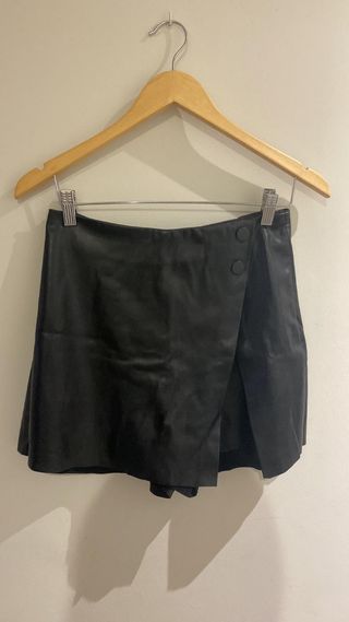 Falda pantalón negra