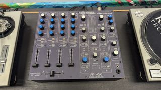 Mixer DJ analogico Formula Sound FF-4000 (nuovo)