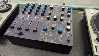 Mixer DJ analogico Formula Sound FF-4000 (nuovo)