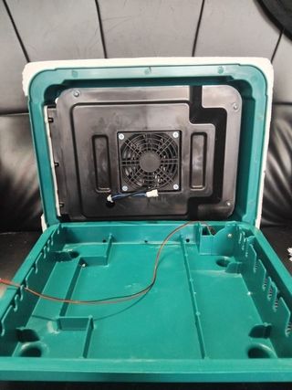 Incubadora de huevos de aves