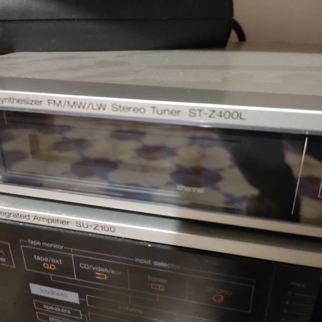 Sintonizador Technics Plata