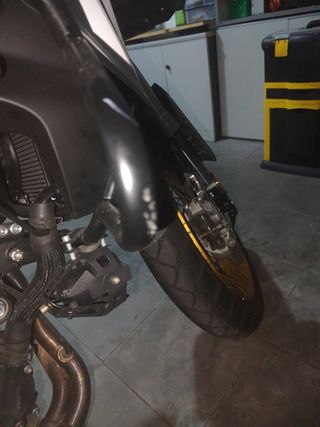 Moto QJ SRT700x