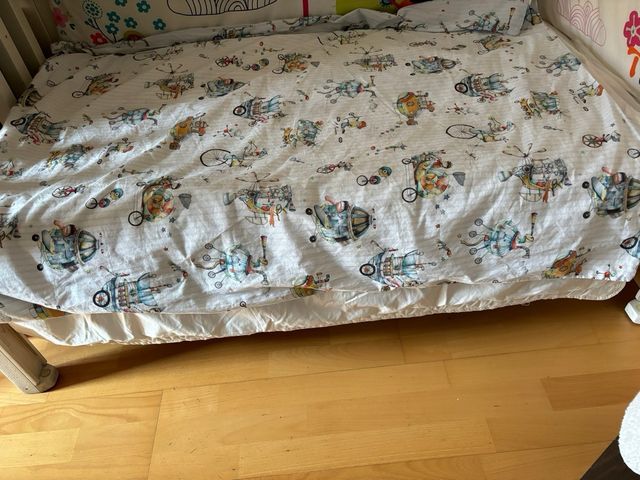 Edredón para cuna blanco