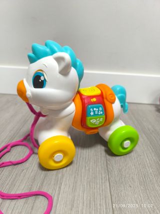 Clementoni Baby Pony Juguete Interactivo