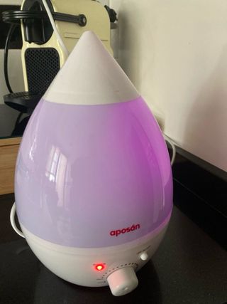 Humidificador Aposan Morado y Blanco