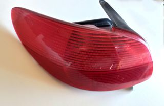 Piloto Trasero Derecho Citroën Saxo 96-03