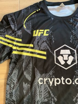 Camiseta UFC
