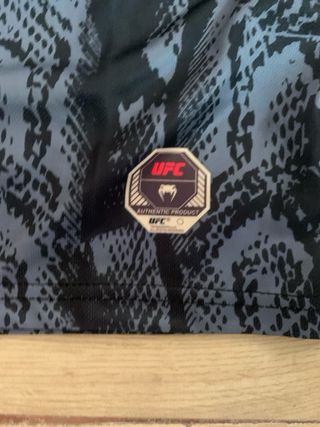 Camiseta UFC