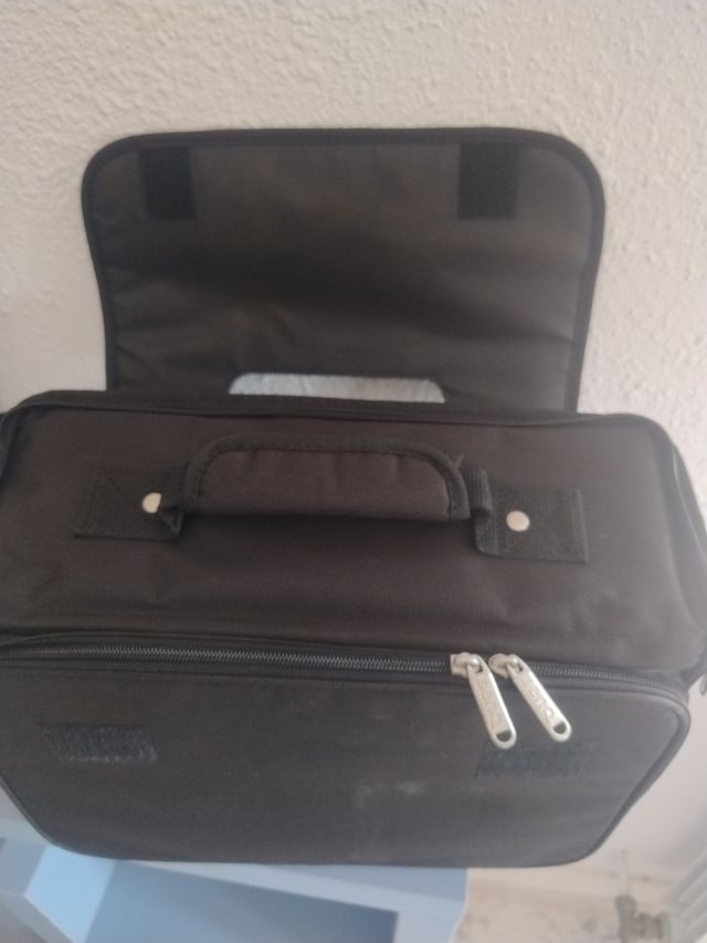 Mochila BenQ Negra Impermeable