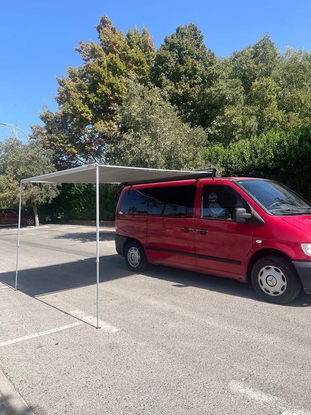 Furgoneta camper Mercedes vito 112CDI