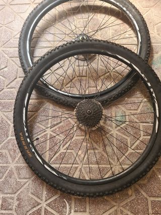 Ruedas de bici con disco