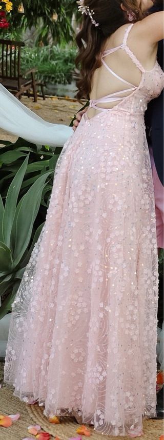 Vestido de Novia Rosa con Pedrería