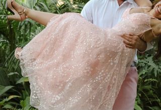 Vestido de Novia Rosa con Pedrería