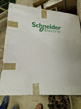 Puerta Pragma 24 3 Schneider para cuadro electrico