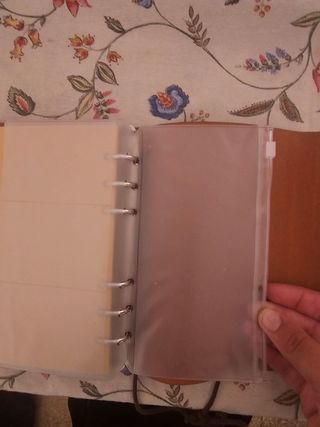 Libreta / Agenda de cuero con diseño floral y ave