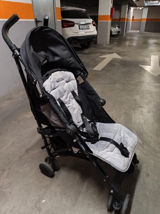 Carrito de bebé Maclaren Quest plegable