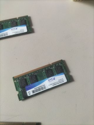 Memorias RAM Hynix 1GB + 2GB DDR2