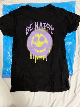 Camiseta Negra Be Happy Smiley