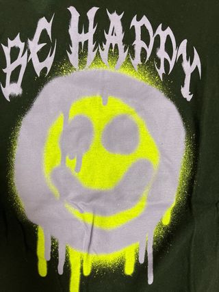 Camiseta Negra Be Happy Smiley