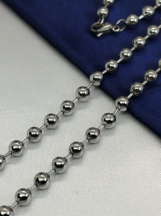 Collar de bolas de acero inoxidable