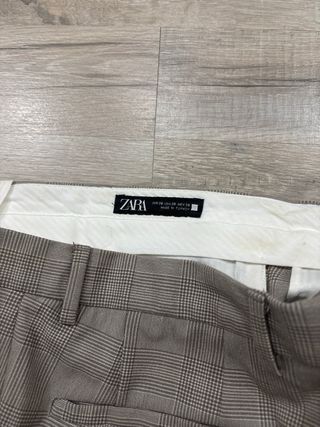 Pantalón de vestir Zara a cuadros para hombre